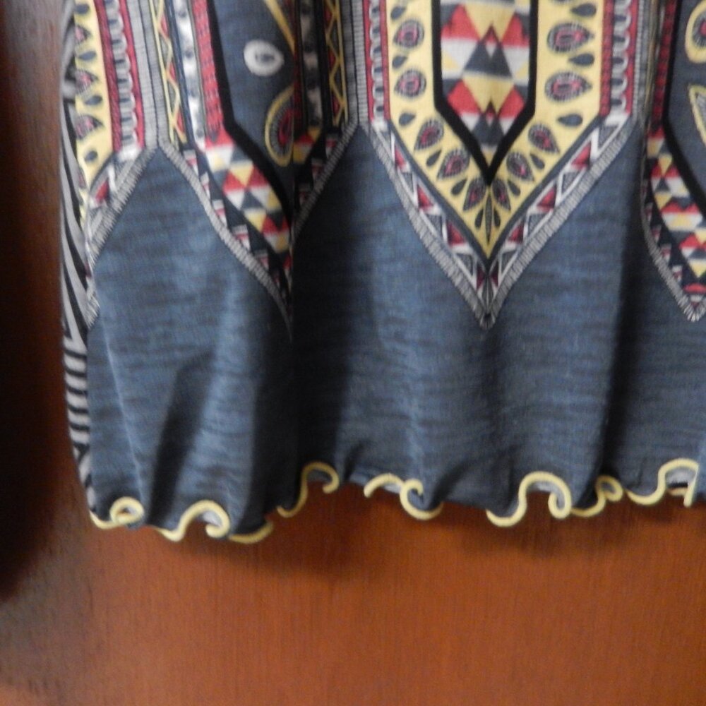 Sweater - Picture 3 of 4
